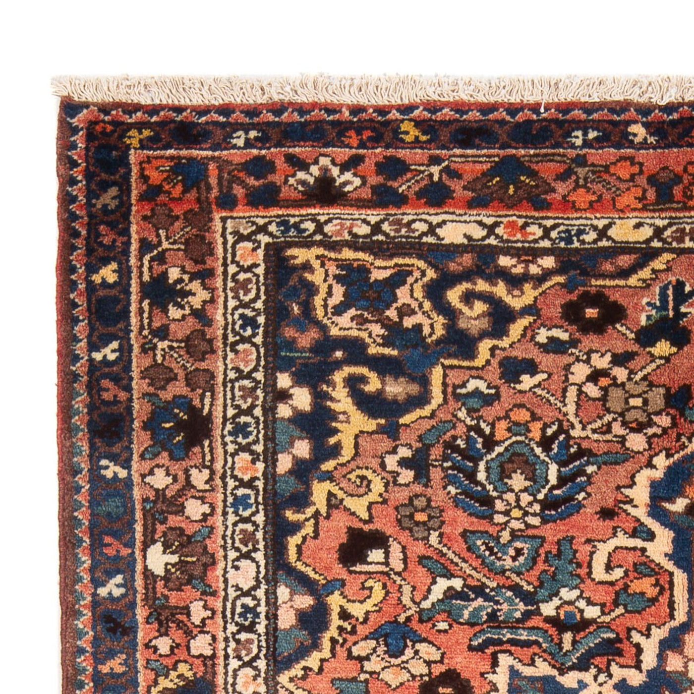 Bakhtiari Rug 202x141cm - Persian Rugs