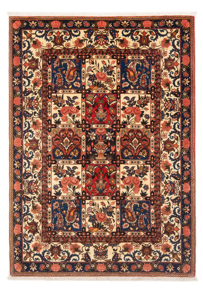 Bakhtiari Rug 133x195cm - Persian Rugs
