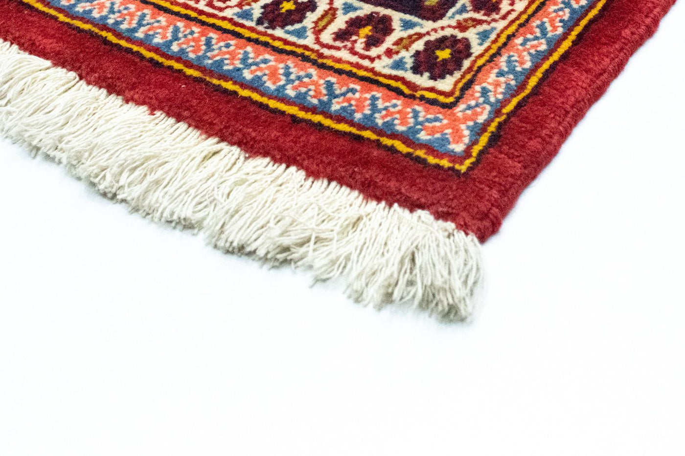 Sarouk Rug 222x136cm - Persian Rugs