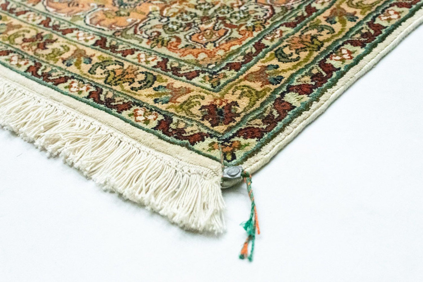 Kashmir Silk Rug 308x217cm - Oriental Rug