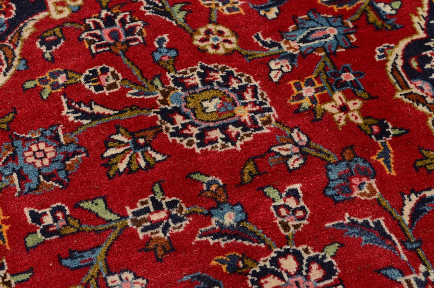 Kashan Rug 345x237cm - Persian Rugs