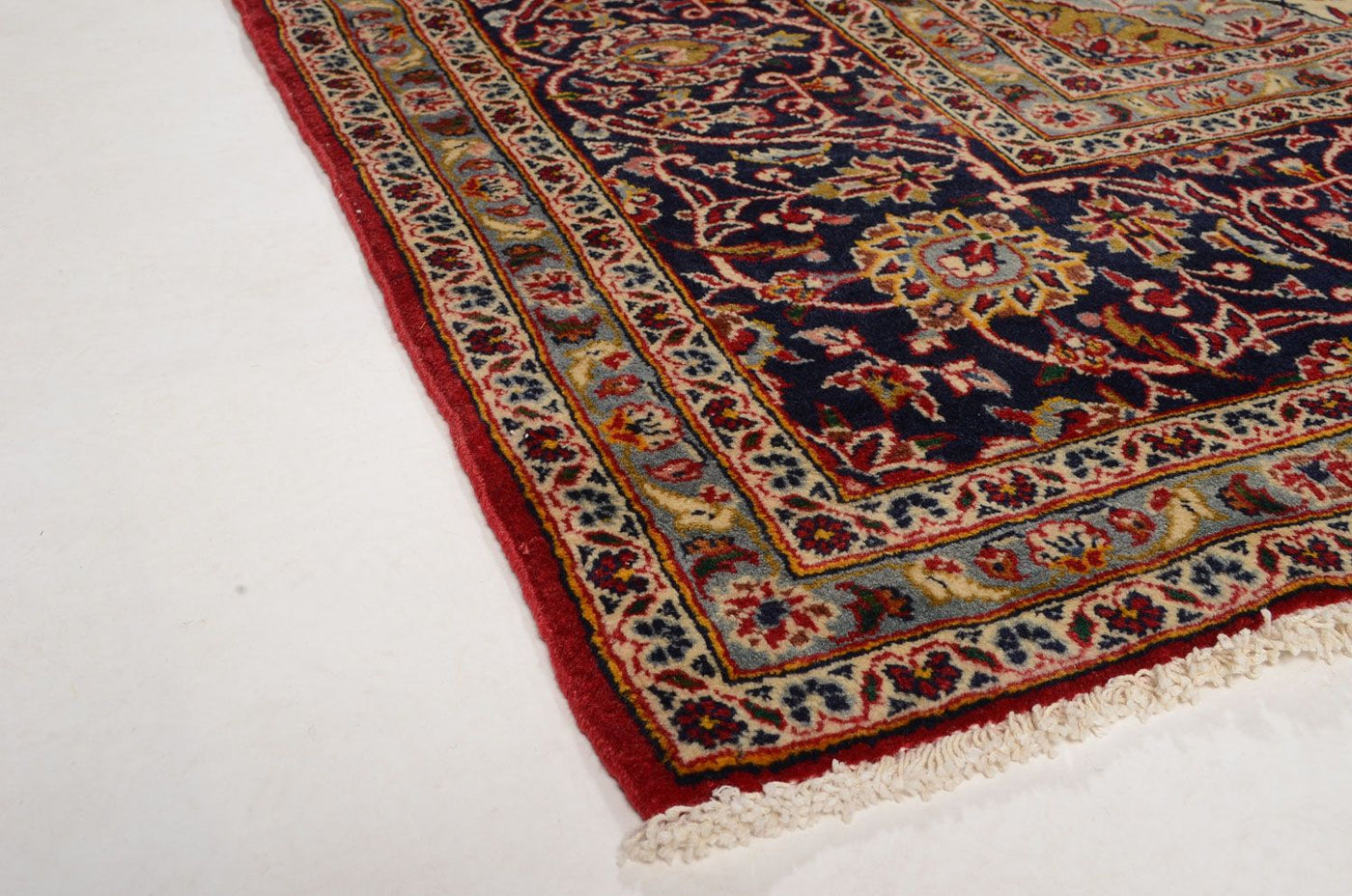 Kashan Rug 345x254cm - Persian Rugs