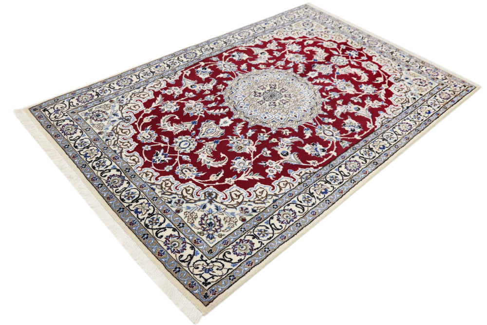 Nain Rug 180x118cm - Persian Rugs