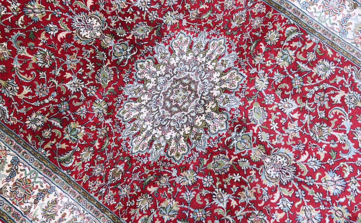 Silk Rug - Kashmir Silk - 149 x 90 cm - dark red