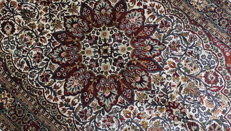 Silk Rug - Kashmir Silk - 170 x 109 cm - red