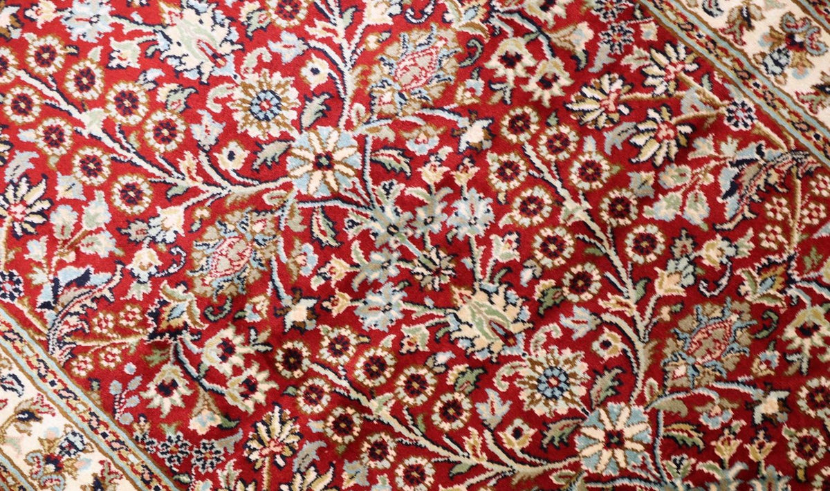 Silk Rug - Kashmir Silk - 124 x 77 cm - red