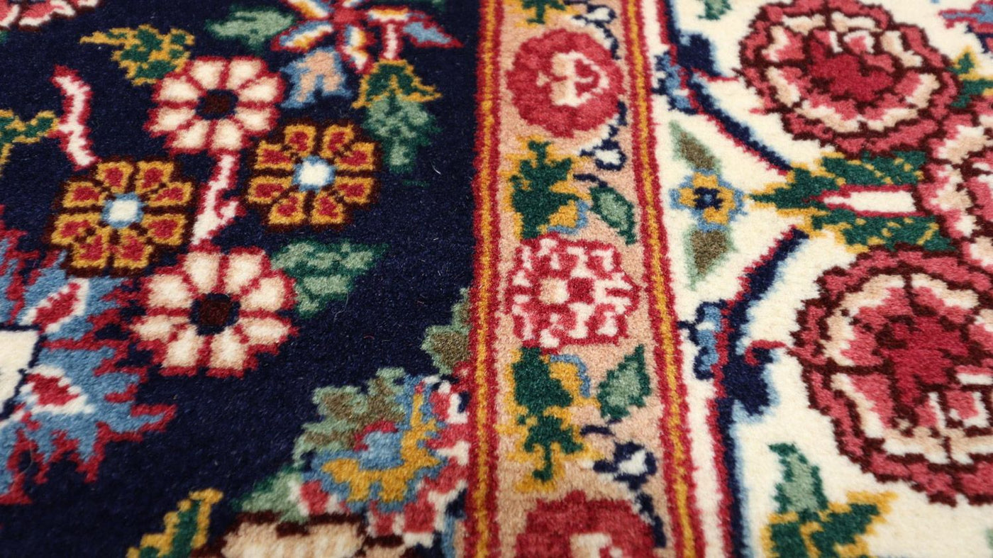 Persian Rugs 215x123cm