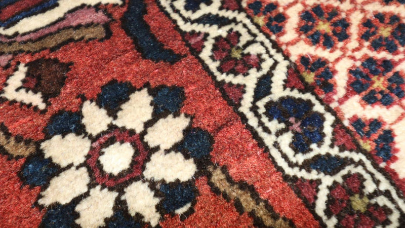 Perser Rug - Nomadic - 204 x 142 cm - dark red