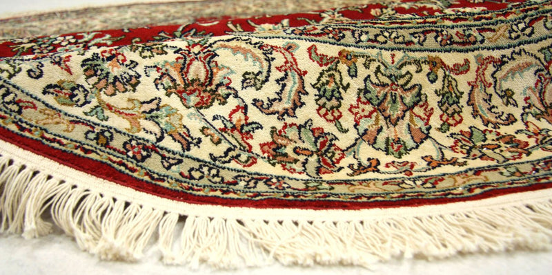 Silk Rug - Kashmir Silk round  - 183 x 183 cm - red