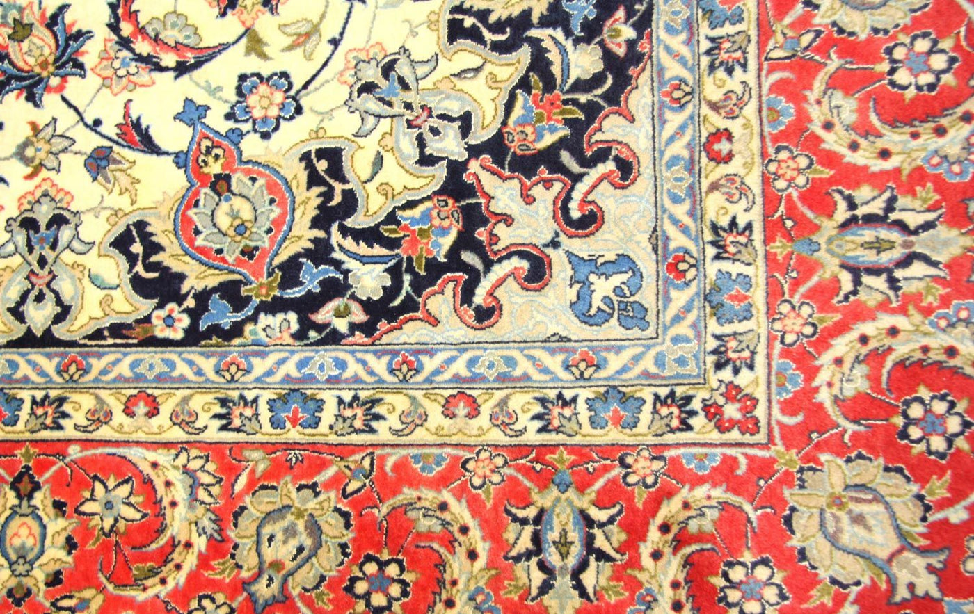 Isfahan Rug 243x153cm - Persian Rugs