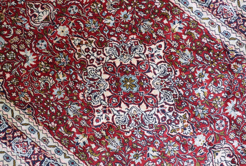 Silk Rug - Kashmir Silk - 150 x 90 cm - dark red