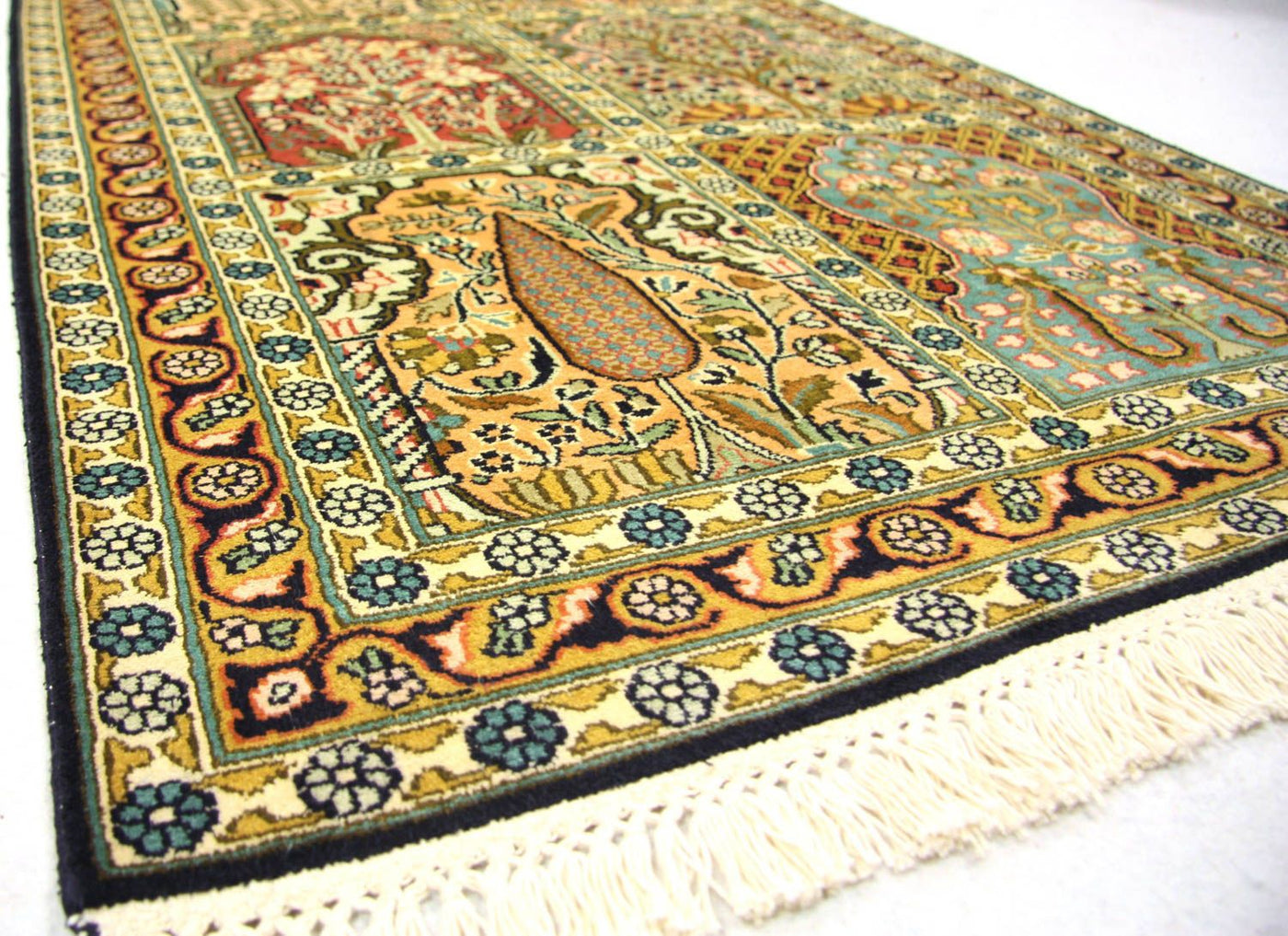 Kashmir Silk Rug 298x82cm - Oriental Rug