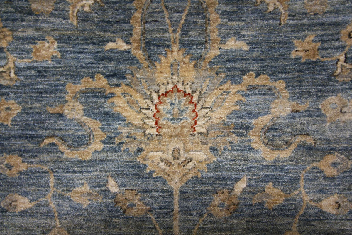 Ziegler Rug - 297 x 197 cm - blue
