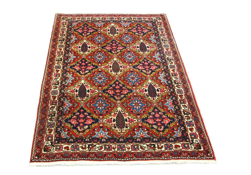Bakhtiari Rug 155x104cm - Persian Rugs