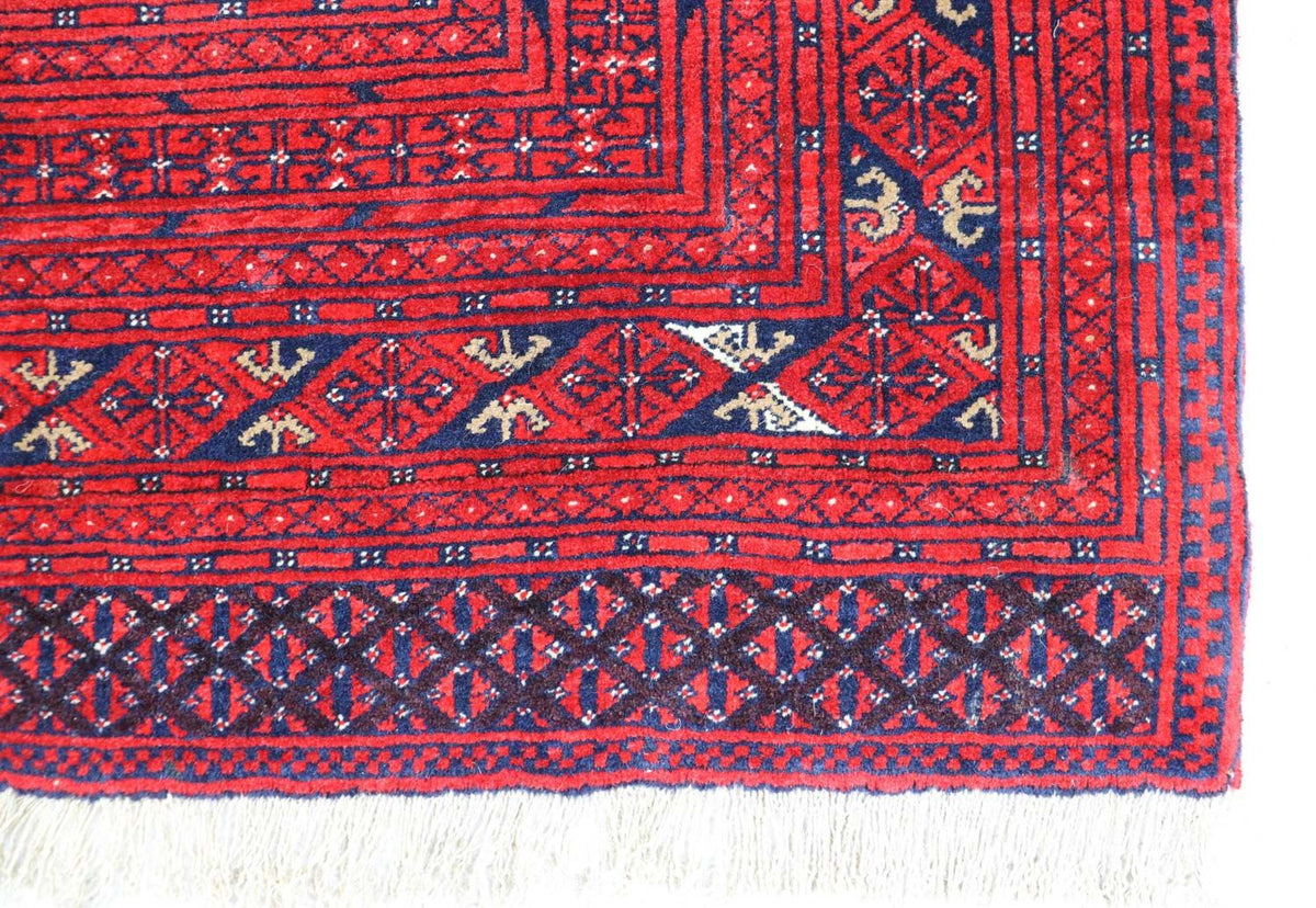 Belutsch Rug - 190 x 129 cm - red