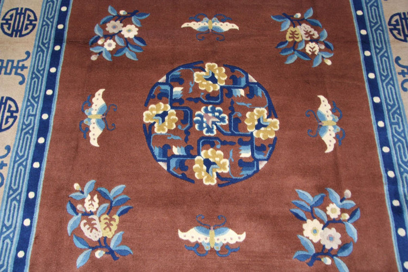Chinese Rug - 274 x 183 cm - brown