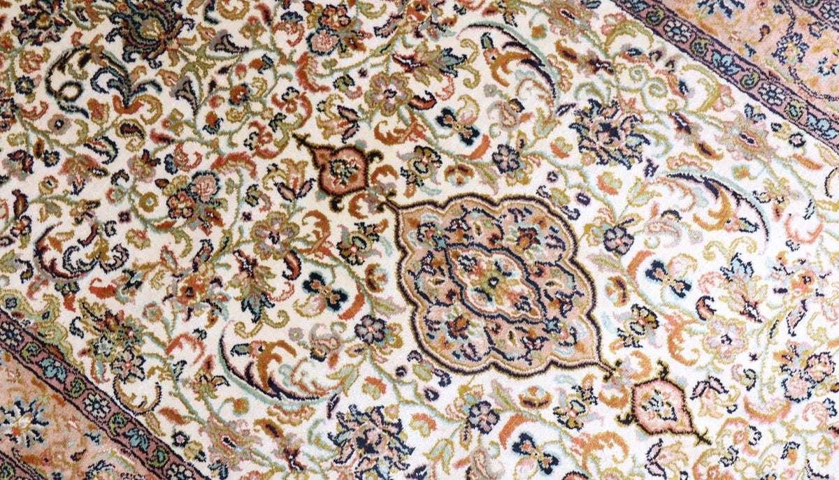 Silk Rug - Kashmir Silk - 155 x 99 cm - beige