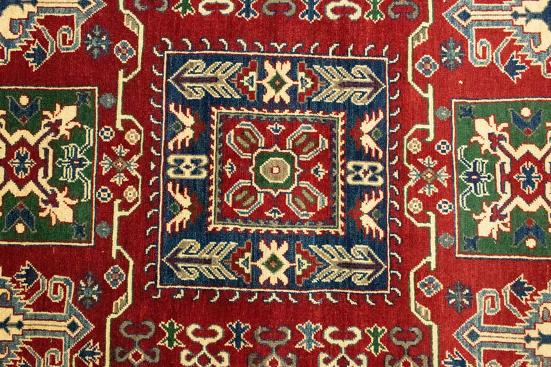 Kazak Rug 212x146cm - Oriental Rug