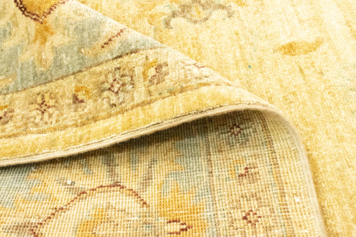 Ziegler Rug - 298 x 239 cm - yellow