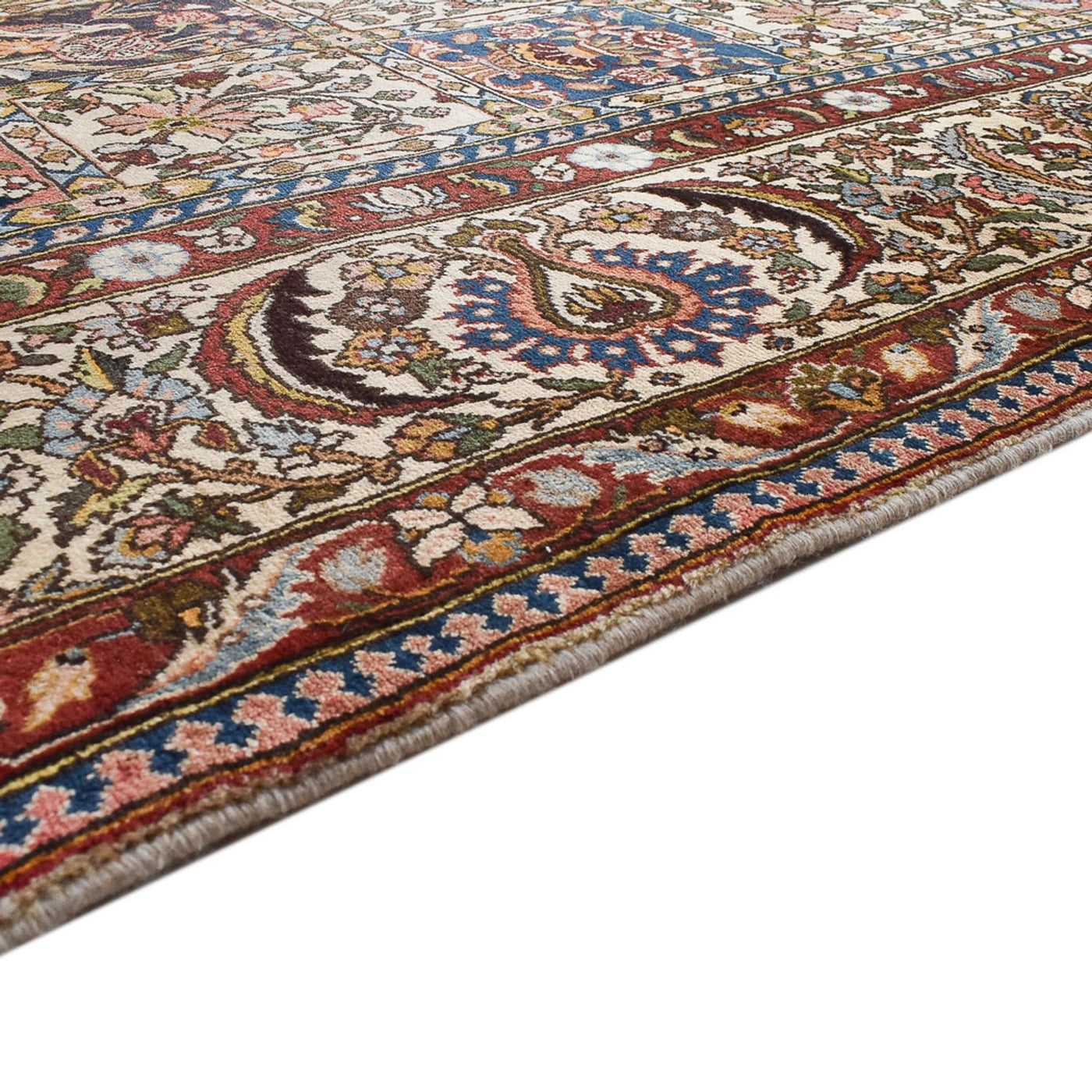 Bakhtiari Rug 395x310cm - Persian Rugs