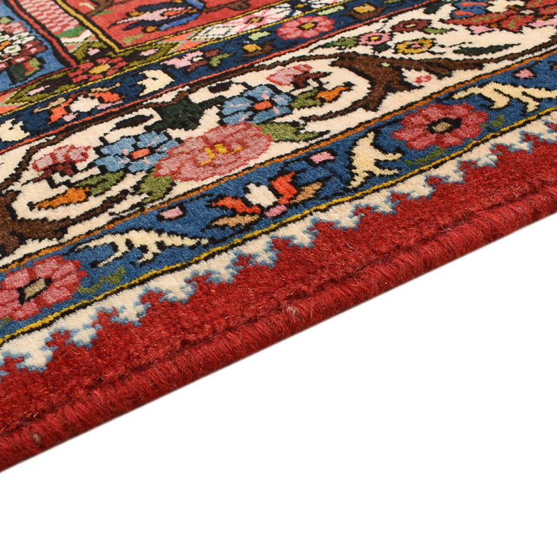 Bakhtiari Rug 138x200cm - Persian Rugs