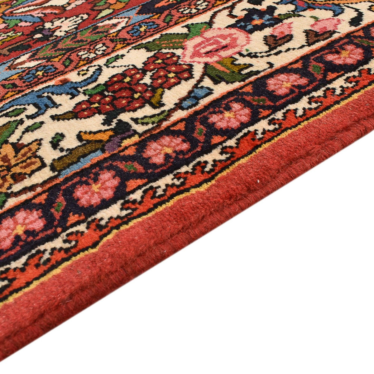 Bakhtiari Rug 132x197cm - Persian Rugs