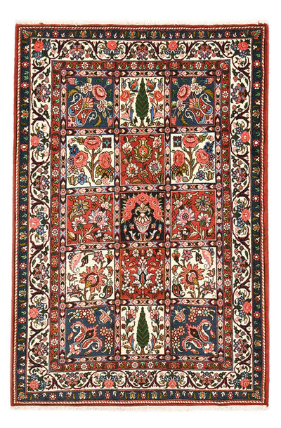 Bakhtiari Rug 137x203cm - Persian Rugs