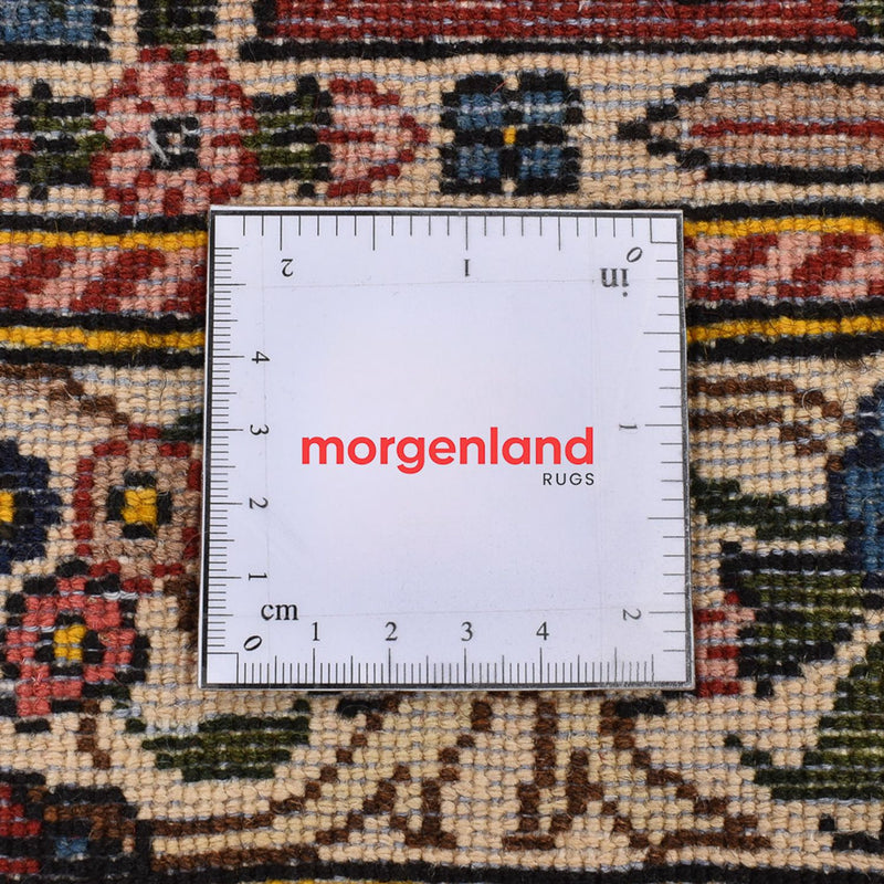 Bakhtiari Rug 189x120cm - Persian Rugs