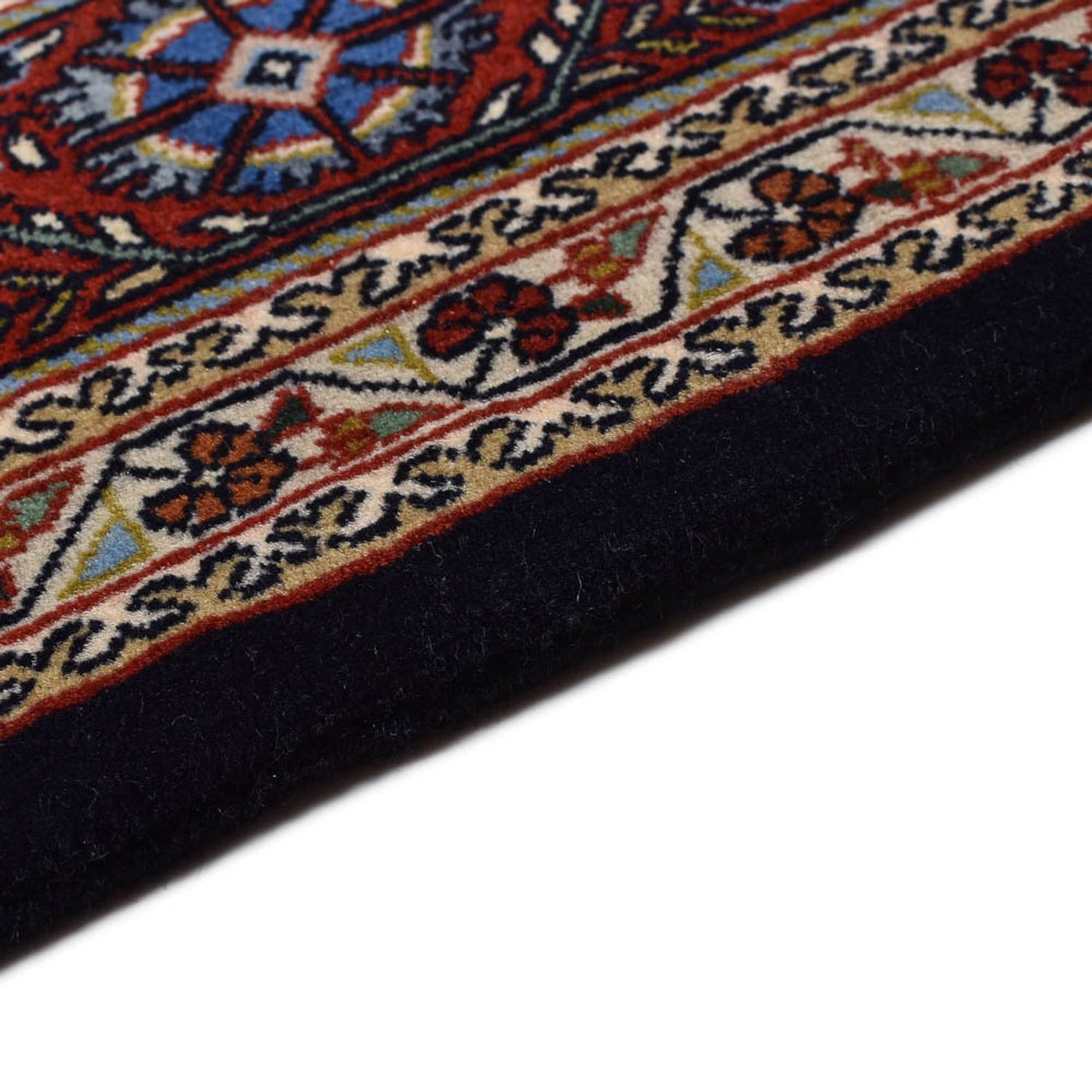 Sarouk Rug 210x136cm - Persian Rugs