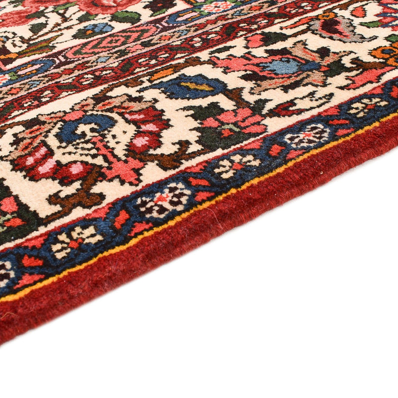 Bakhtiari Rug 133x208cm - Persian Rugs