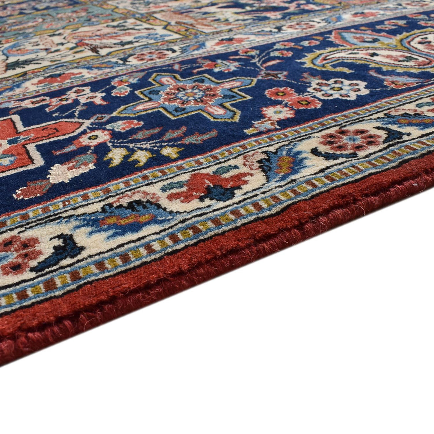 Bakhtiari Rug 353x259cm - Persian Rugs