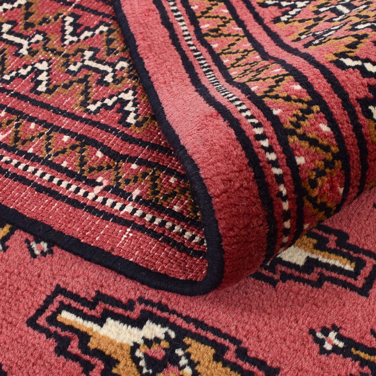 Runner Turkaman Rug - 285 x 105 cm - red