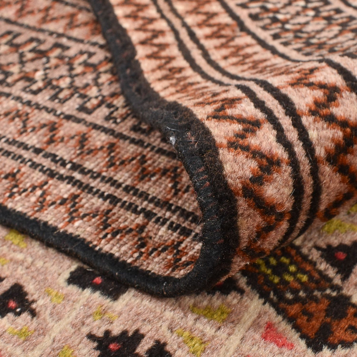 Turkaman Rug - 190 x 128 cm - light red