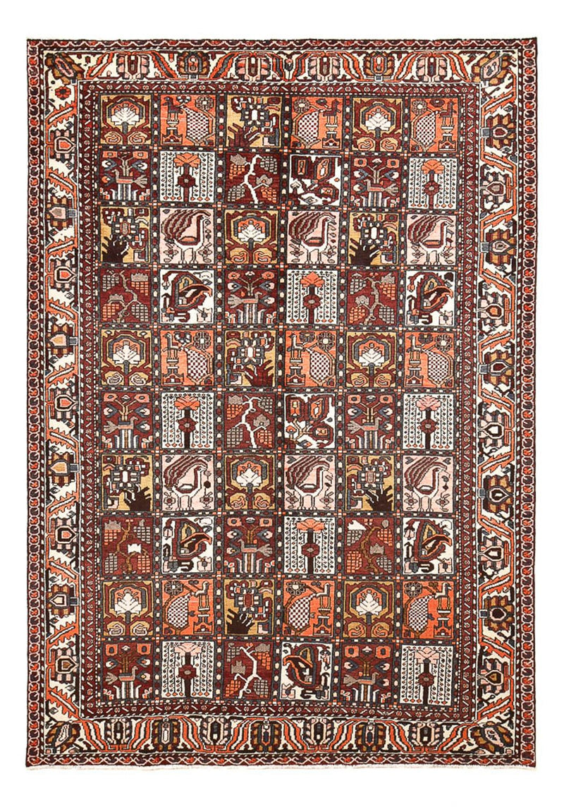 Bakhtiari Rug 307x210cm - Persian Rugs