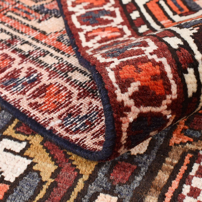Bakhtiari Rug 307x210cm - Persian Rugs