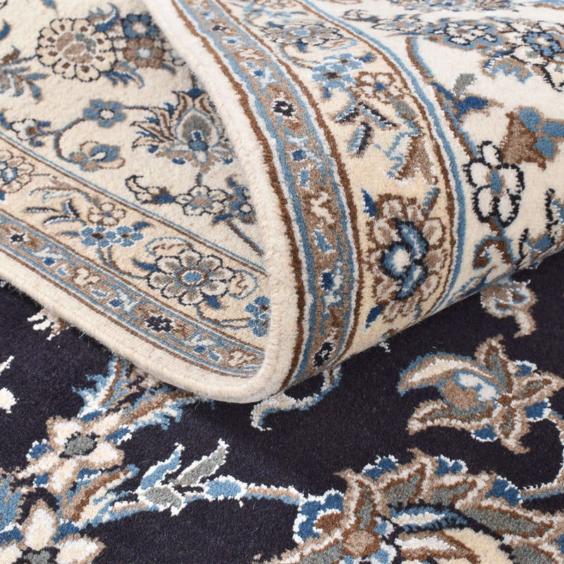 Nain - 12la Rug 293x281cm - Persian Rugs