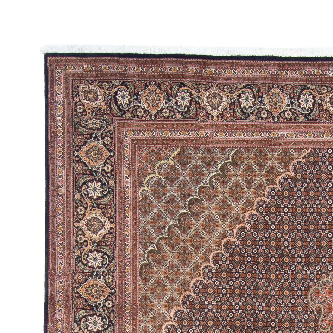 Tabriz Rug 305x198cm - Persian Rugs