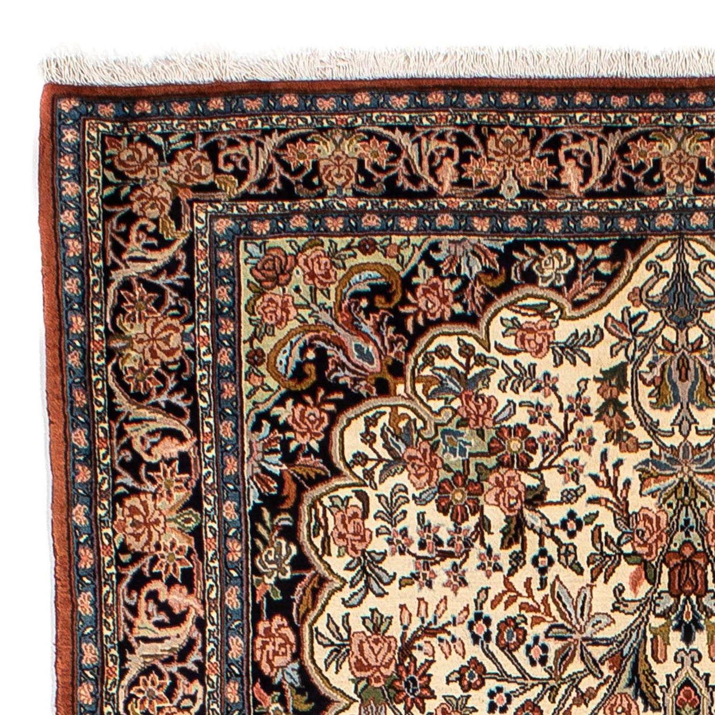 Bidjar Rug 232x137cm - Persian Rugs