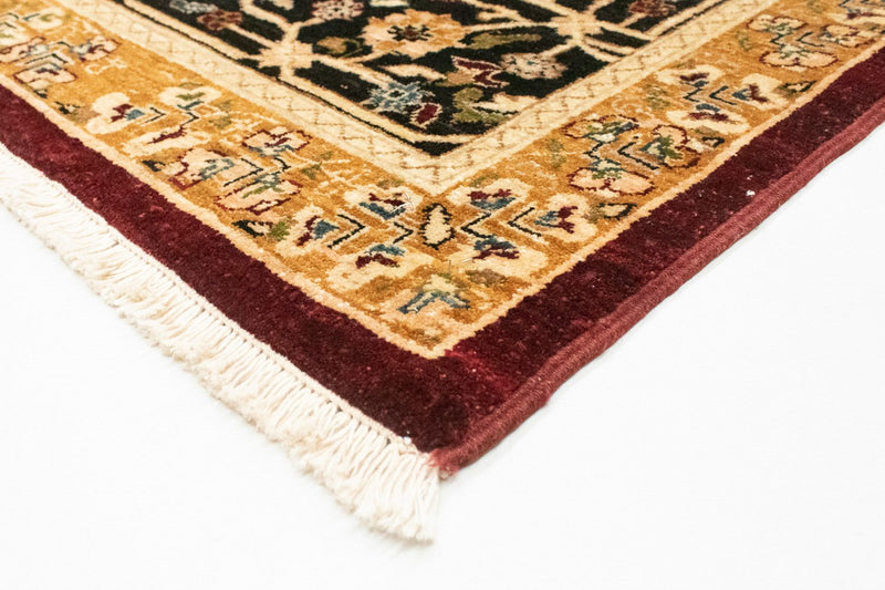 Ziegler Rug - 272 x 185 cm - red