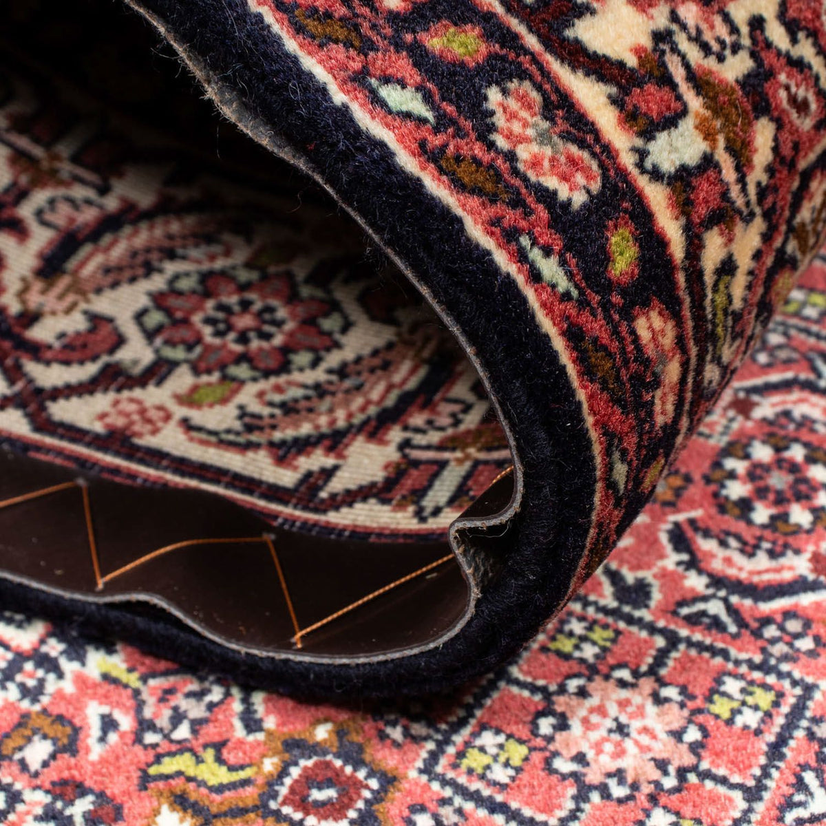 Perser Rug - Bidjar - 240 x 140 cm - light red