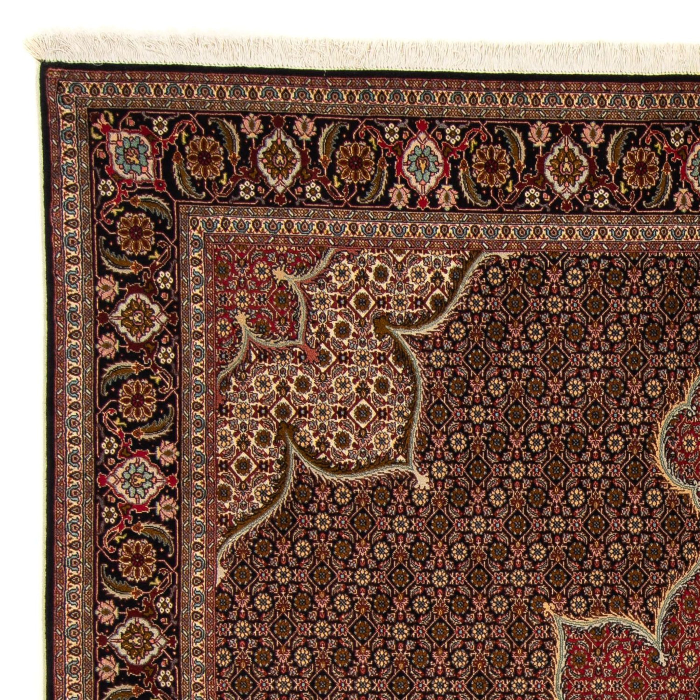 Tabriz Rug 211x204cm - Persian Rugs