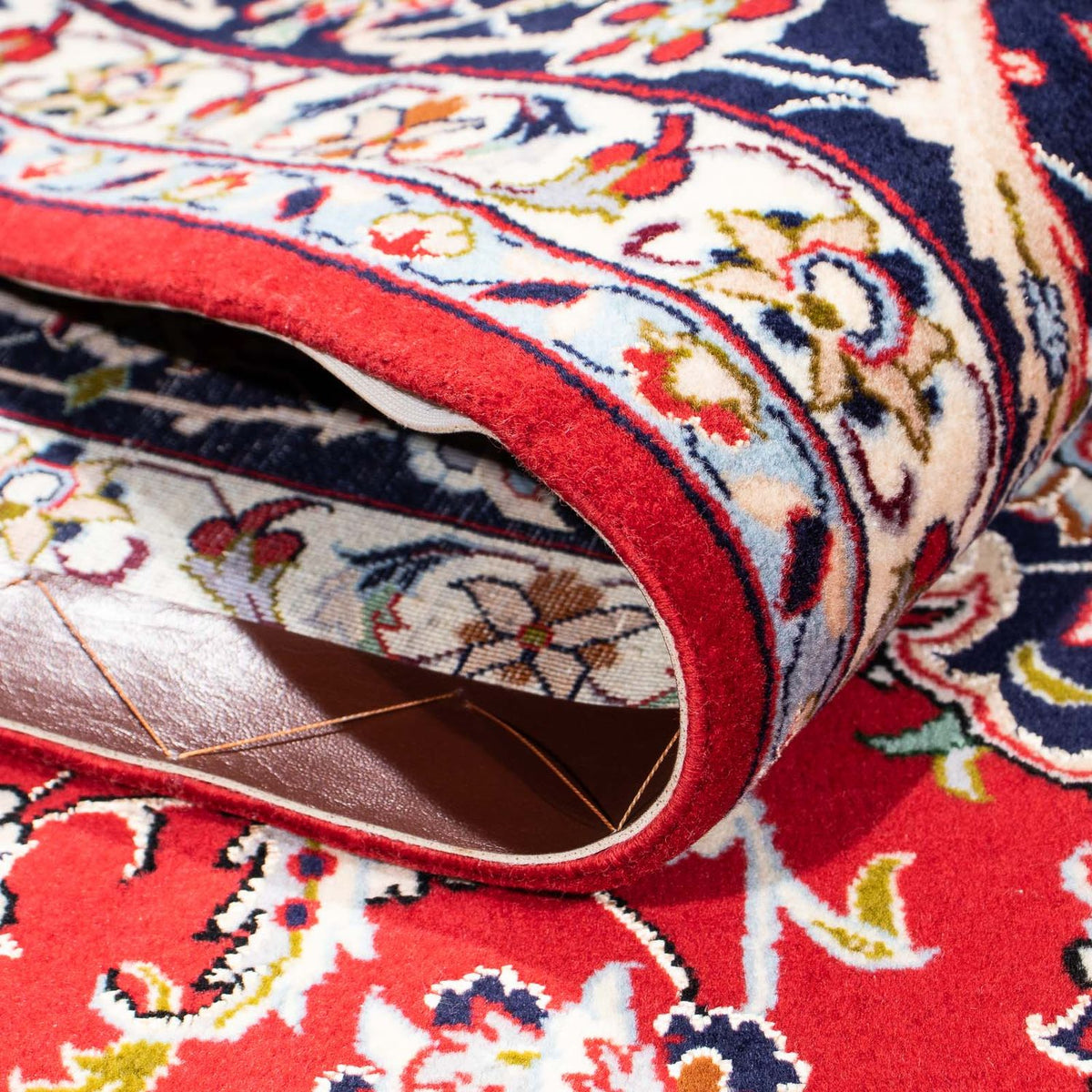 Perser Rug - Isfahan - Premium - 233 x 159 cm - red