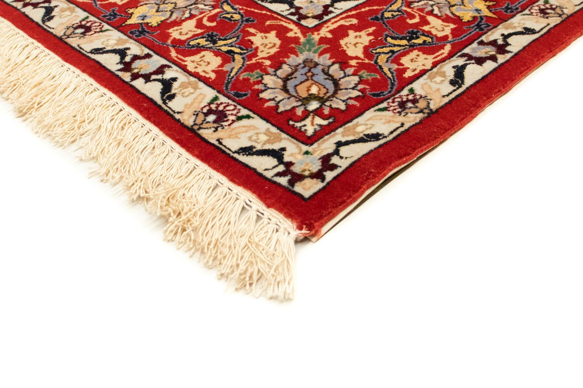 Isfahan Rug 111x163cm - Persian Rugs