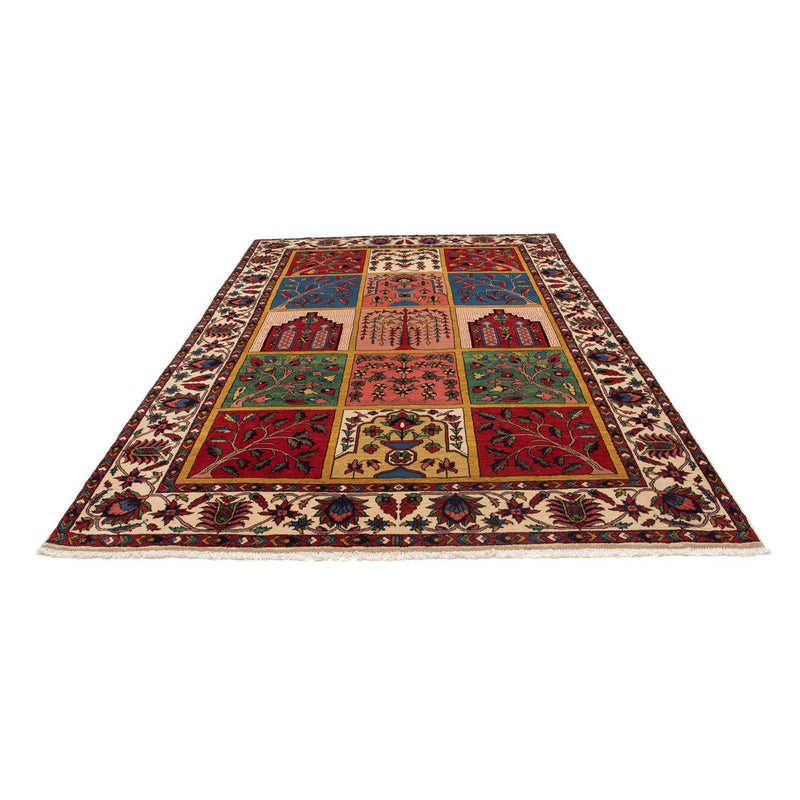 Bakhtiari Rug 311x198cm - Persian Rugs