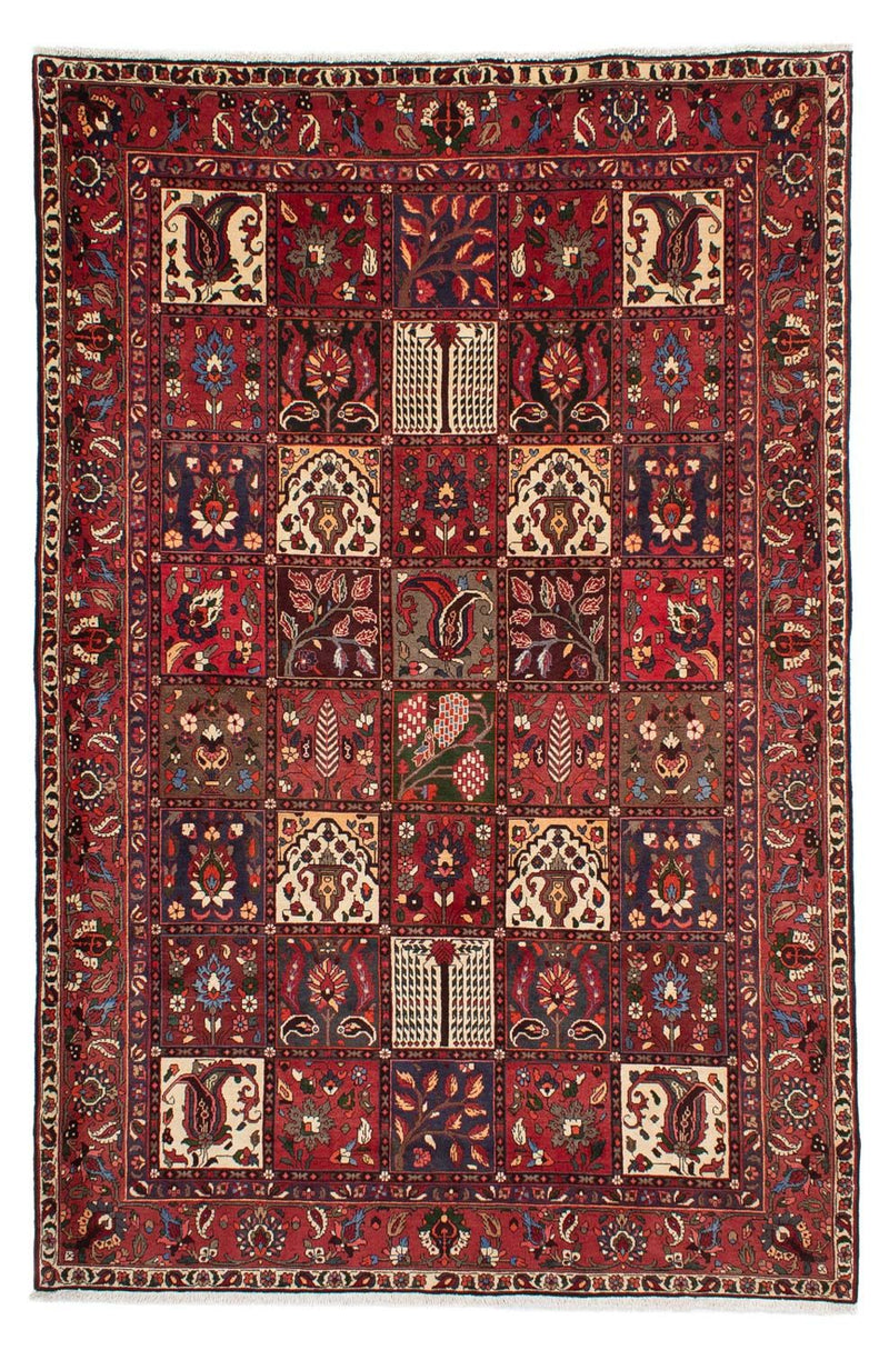 Bakhtiari Rug 310x210cm - Persian Rugs