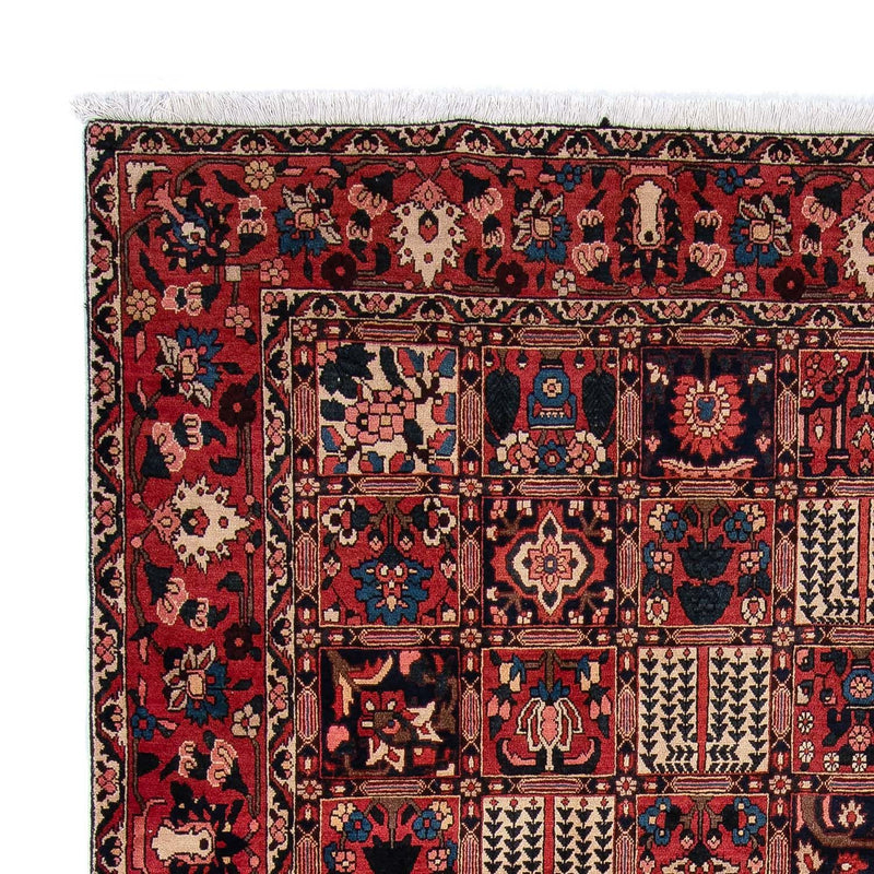 Bakhtiari Rug 360x257cm - Persian Rugs