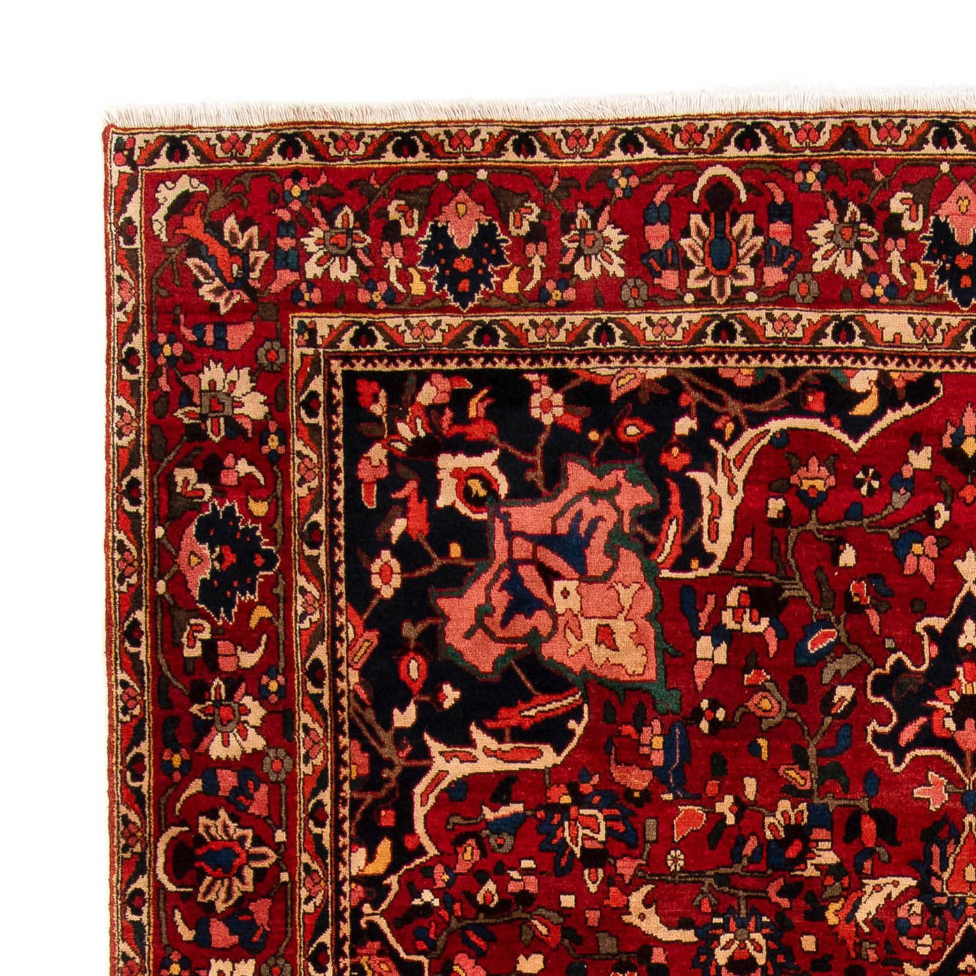 Bakhtiari Rug 360x260cm - Persian Rugs