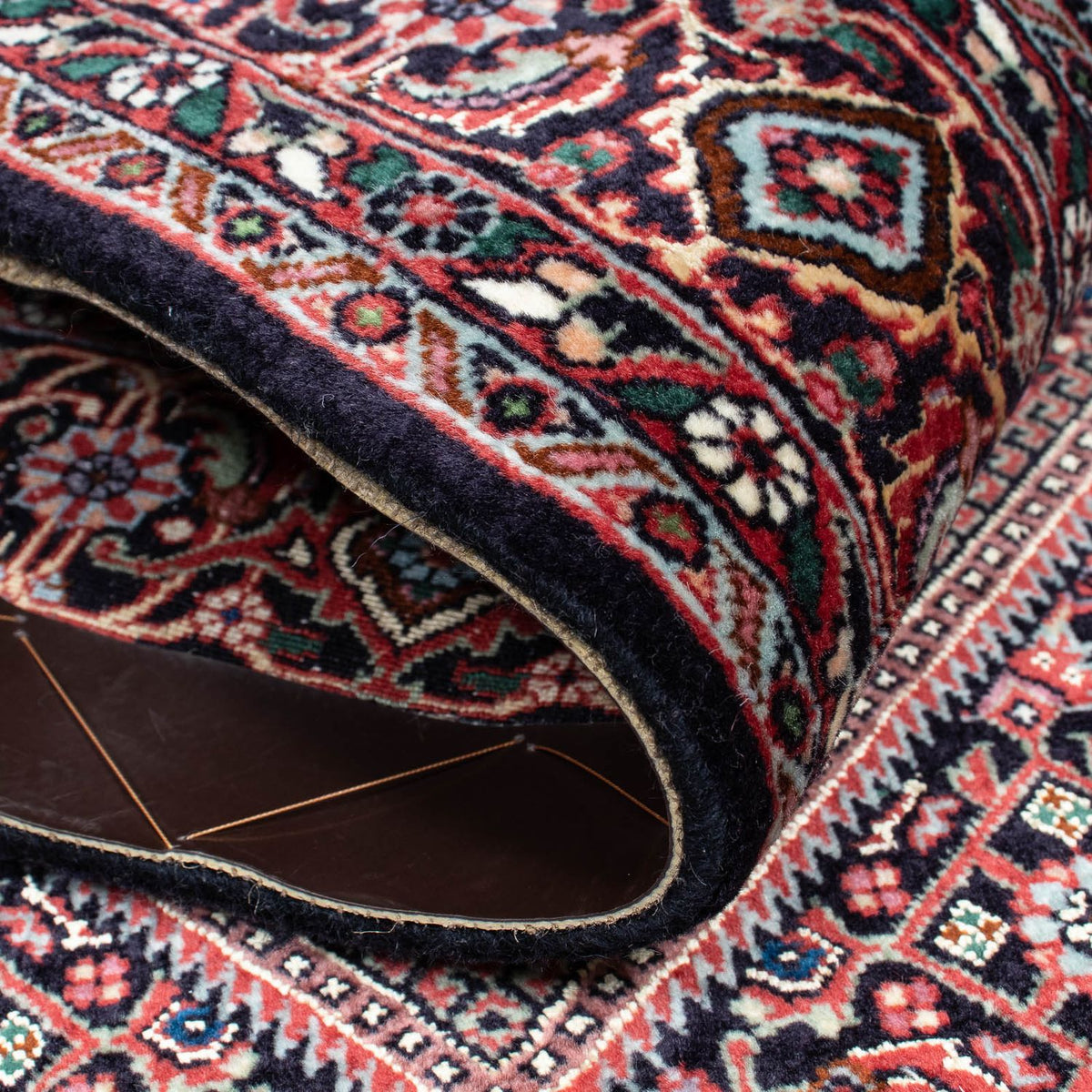 Perser Rug - Bidjar - 210 x 136 cm - light red