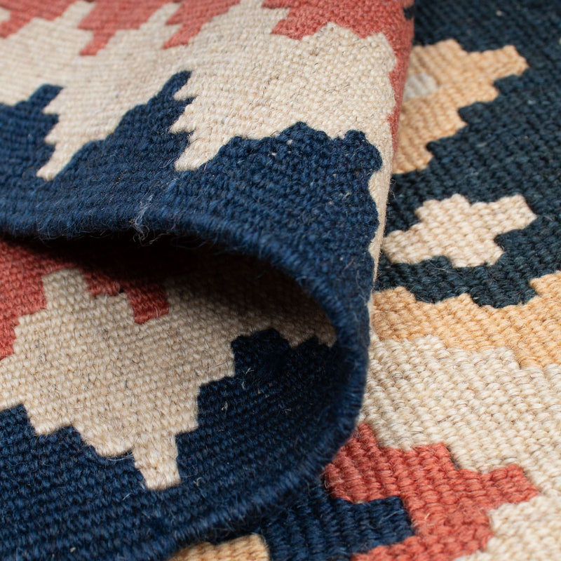 Kelim Rug - Oriental - 174 x 124 cm - multicolored