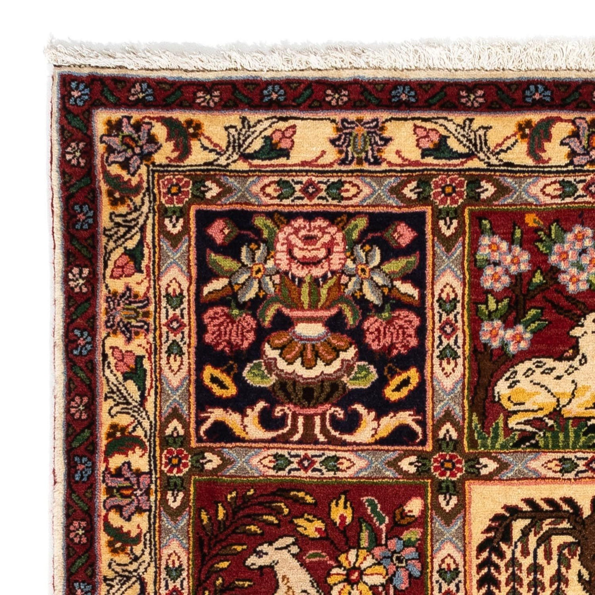 Bakhtiari Rug 103x153cm - Persian Rugs
